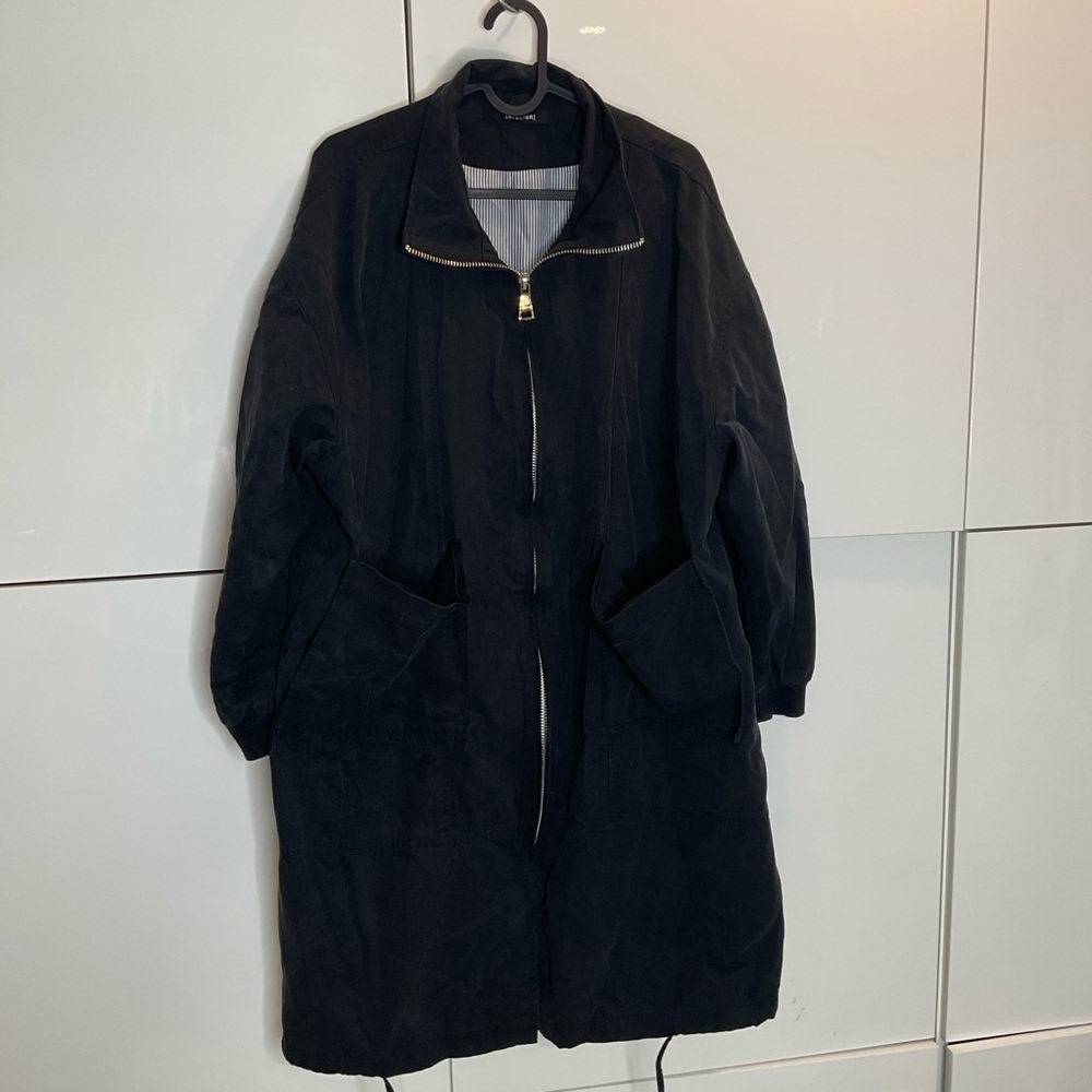 Japanese Atelier Black Women's Trench Coat modern zip 3/4 length small lined